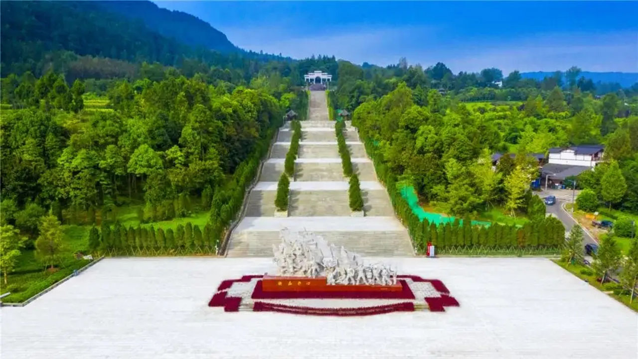 川陜蘇區(qū)王坪旅游景區(qū) 川陜蘇區(qū)王坪旅游景區(qū).jpg